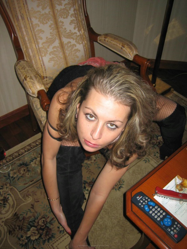 Дама в нижнем белье блистает шикарным бюстом 8 фотография Дама в нижнем белье блистает шикарным бюстом 8 фотография