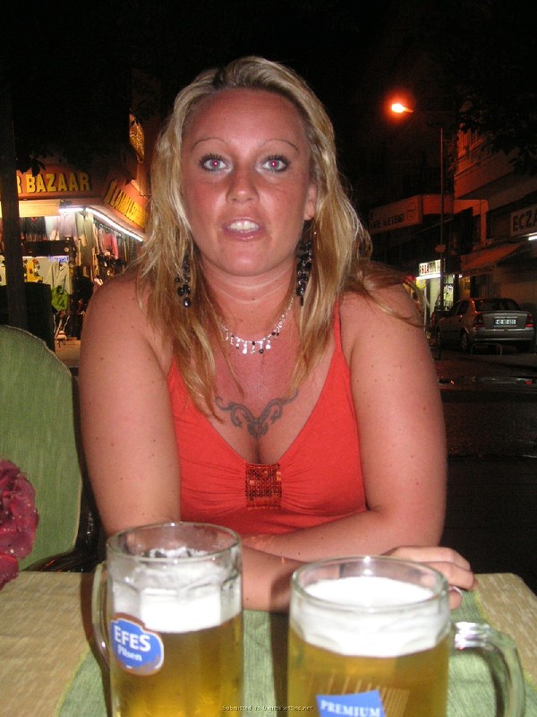 Сексуальная пышечка любит загорать топлес 7 фотография Сексуальная пышечка любит загорать топлес 7 фотография