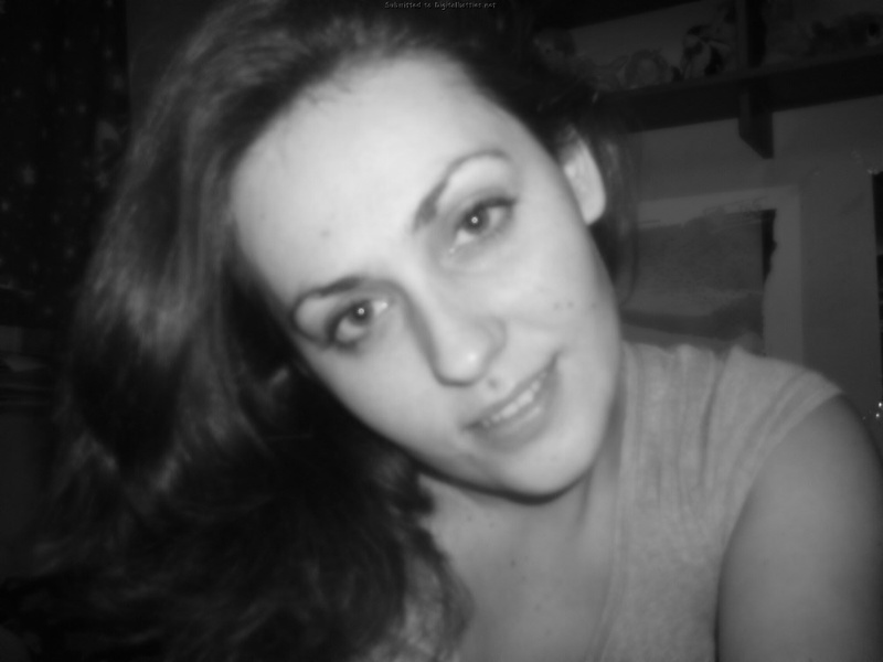 Худенькая девушка красуется своими большими сиьсками 1 фотография Худенькая девушка красуется своими большими сиьсками 1 фотография