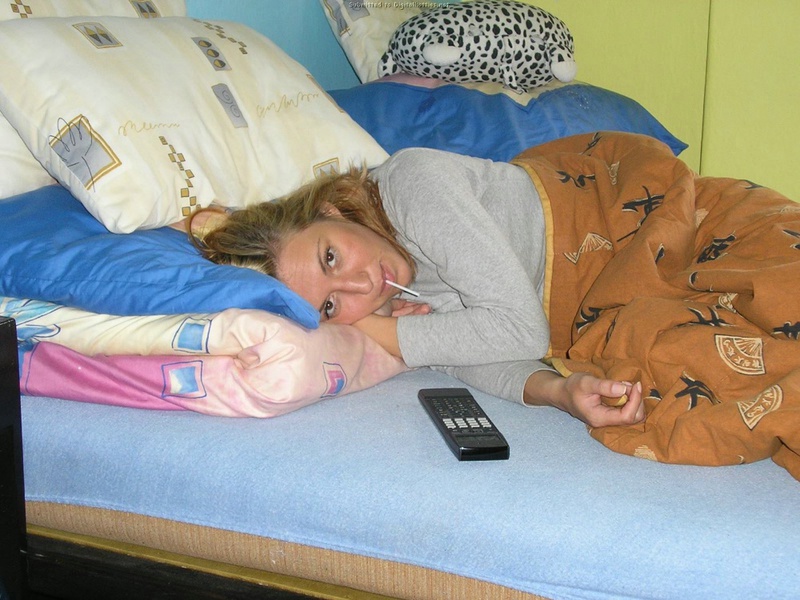 Бесподобная любовница сверкает прелестями в спальне 8 фотография Бесподобная любовница сверкает прелестями в спальне 8 фотография