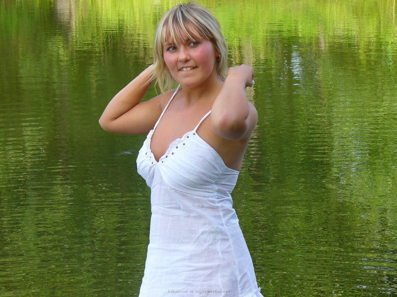 Полненькая мамзель соблазняет страстного супруга 5 фотография Полненькая мамзель соблазняет страстного супруга 5 фотография