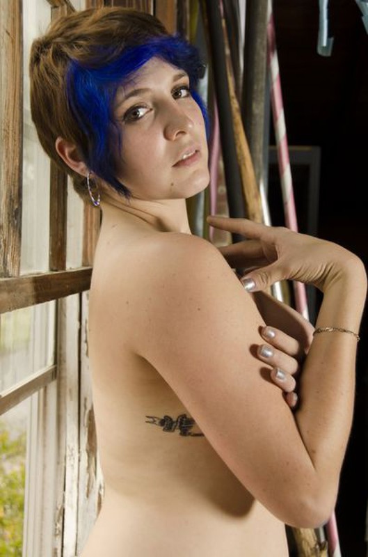 Сварщица оголилась для своего бригадира 17 фотография Сварщица оголилась для своего бригадира 17 фотография