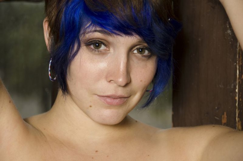 Сварщица оголилась для своего бригадира 2 фотография Сварщица оголилась для своего бригадира 2 фотография