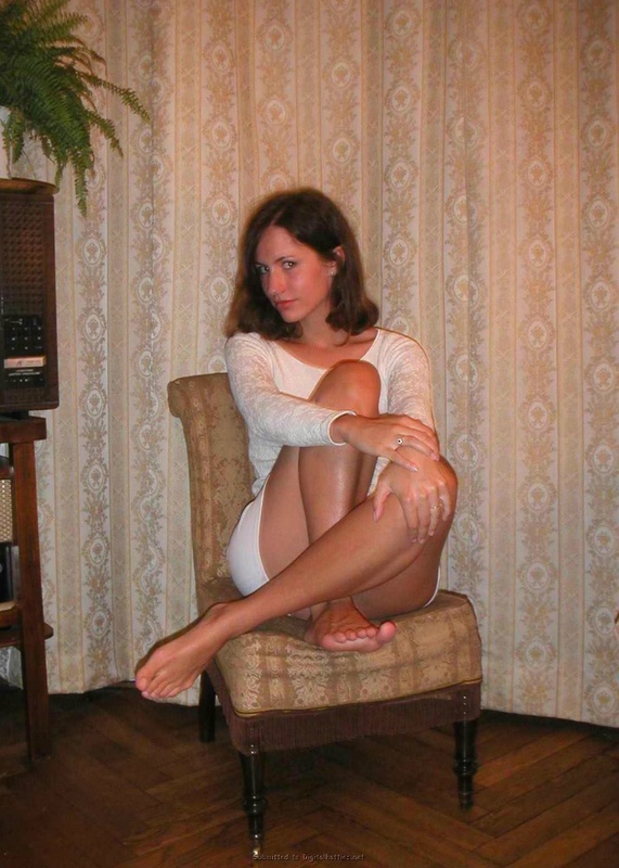 Подставила волосатую киску для пениса 11 фотография Подставила волосатую киску для пениса 11 фотография