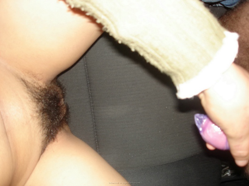 Безотказная шалашовка показала дальнобойщику небритые дырочки 33 фотография Безотказная шалашовка показала дальнобойщику небритые дырочки 33 фотография