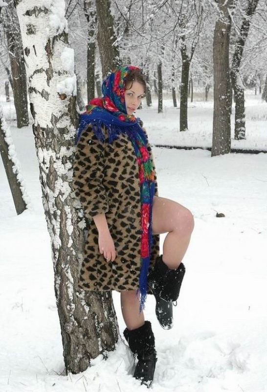 Ради славы выставила на мороз буфера 1 фотография Ради славы выставила на мороз буфера 1 фотография