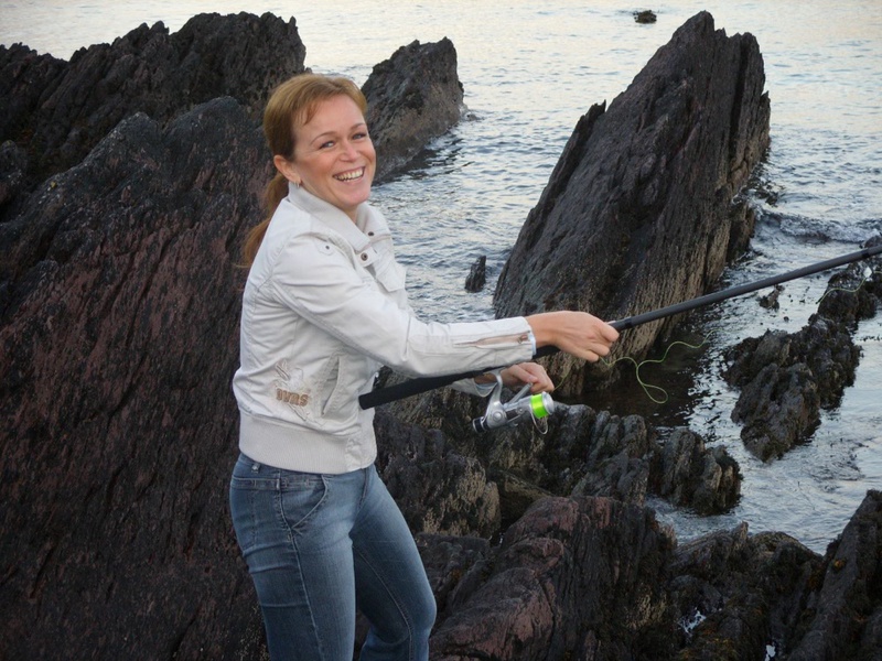 Мамаша сняла трусы и хвастается пилоткой лежа на ковре 1 фотография Мамаша сняла трусы и хвастается пилоткой лежа на ковре 1 фотография