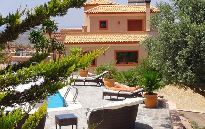 Бывшая возлюбленная не стесняется ходить без одежды 2 фотография Бывшая возлюбленная не стесняется ходить без одежды 2 фотография