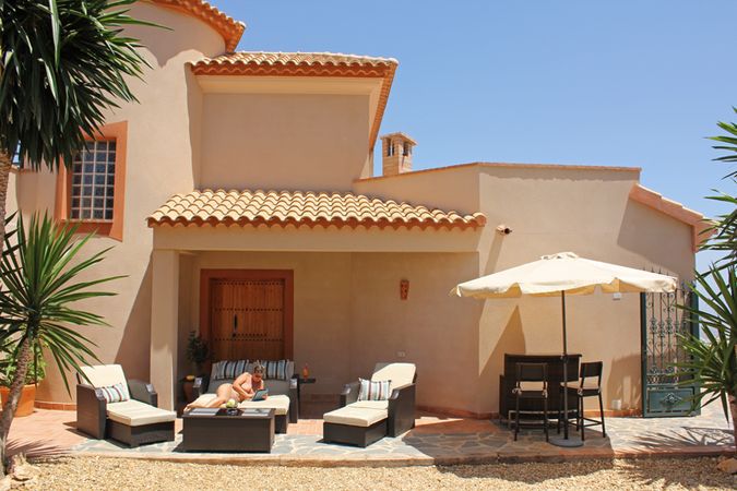 Бывшая возлюбленная не стесняется ходить без одежды 1 фотография Бывшая возлюбленная не стесняется ходить без одежды 1 фотография