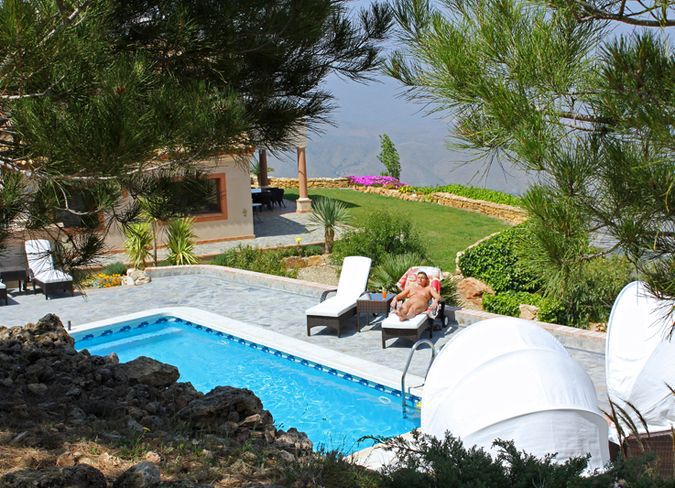 Бывшая возлюбленная не стесняется ходить без одежды 4 фотография Бывшая возлюбленная не стесняется ходить без одежды 4 фотография