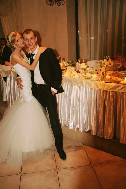 Худощавая блондинка нагишом на природе 5 фотография Худощавая блондинка нагишом на природе 5 фотография