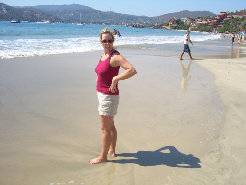 Зрелая в чулках обожает сосать член 1 фотография Зрелая в чулках обожает сосать член 1 фотография