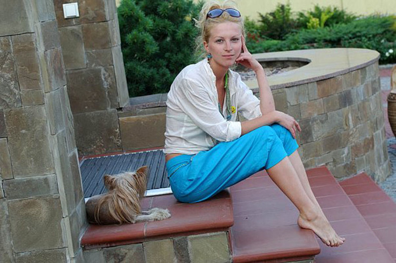 Хрупкая фифа любит показать свои прелести 2 фотография Хрупкая фифа любит показать свои прелести 2 фотография