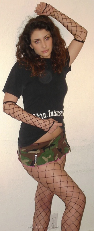 Эффектная девушка хвастается медовыми сосками 13 фотография Эффектная девушка хвастается медовыми сосками 13 фотография