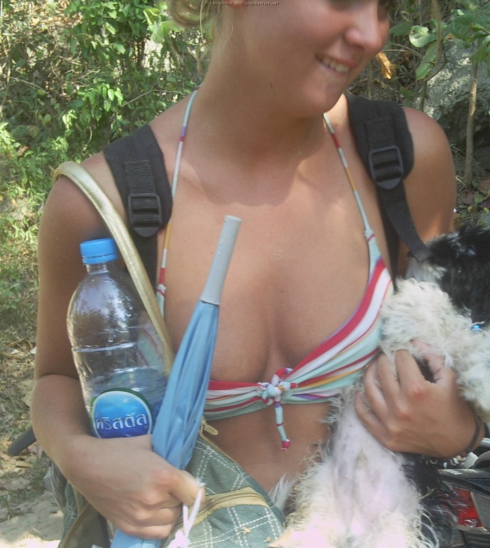 Молодые любовники на отдыхе у моря 28 фотография Молодые любовники на отдыхе у моря 28 фотография