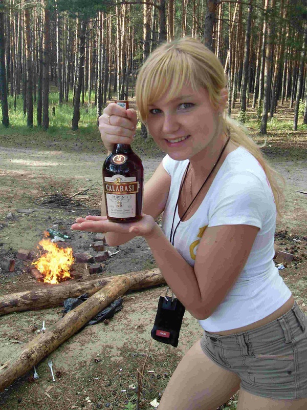 Сладкая парочка развлекаются вечером на пляже 5 фотография Сладкая парочка развлекаются вечером на пляже 5 фотография