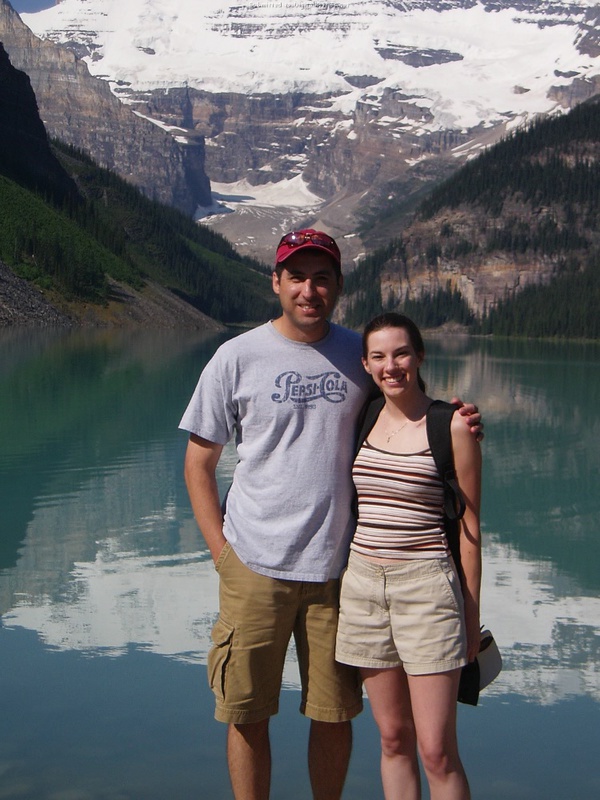 Голая брюнетка умело берет в рот волосатый фаллос супруга 20 фотография Голая брюнетка умело берет в рот волосатый фаллос супруга 20 фотография