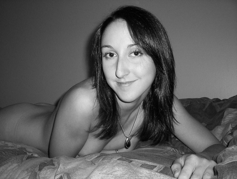 Муж опубликовал снимки неверной супруги 7 фотография Муж опубликовал снимки неверной супруги 7 фотография