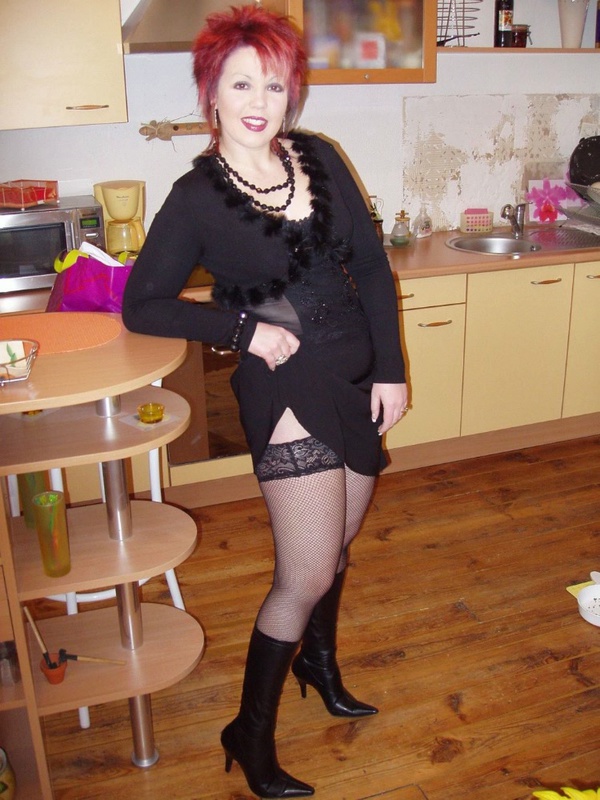 Легкодоступная разведенка отдалась соседу 1 фотография Легкодоступная разведенка отдалась соседу 1 фотография