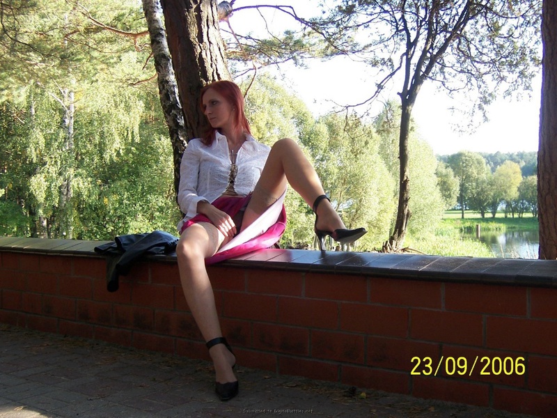 Страстная мамаша занимается сексом с влюбленной парочкой 10 фотография Страстная мамаша занимается сексом с влюбленной парочкой 10 фотография