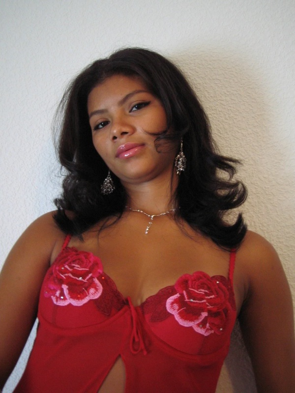 Сексапильная мулатка соблазняет своим телом 5 фотография Сексапильная мулатка соблазняет своим телом 5 фотография