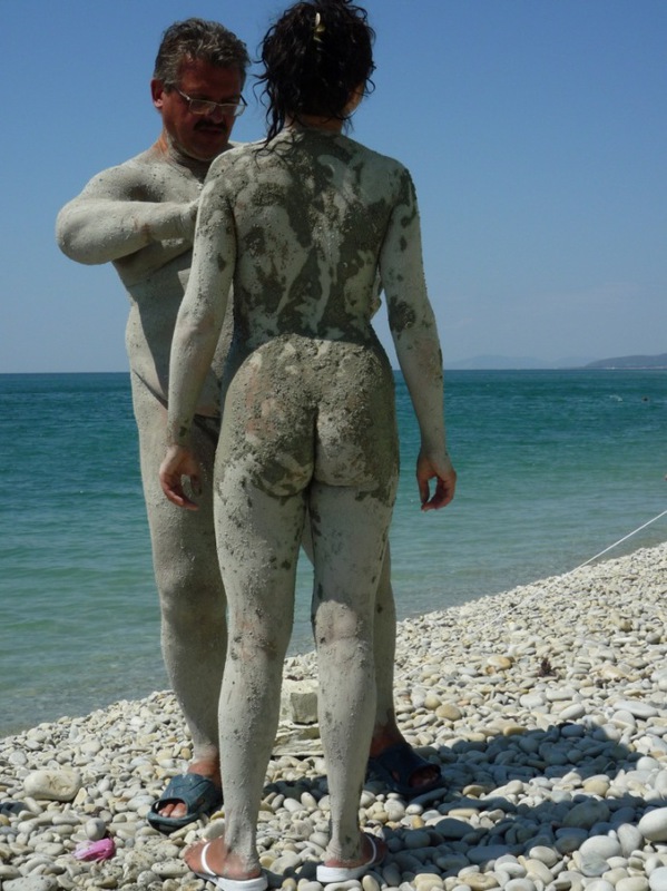 Давалка хвастается красивым телом на пляже 6 фотография Давалка хвастается красивым телом на пляже 6 фотография