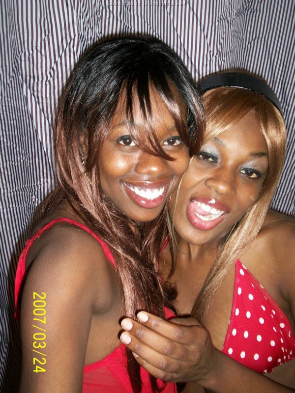 Темнокожая сучка оголилась в ванной комнате 27 фотография Темнокожая сучка оголилась в ванной комнате 27 фотография