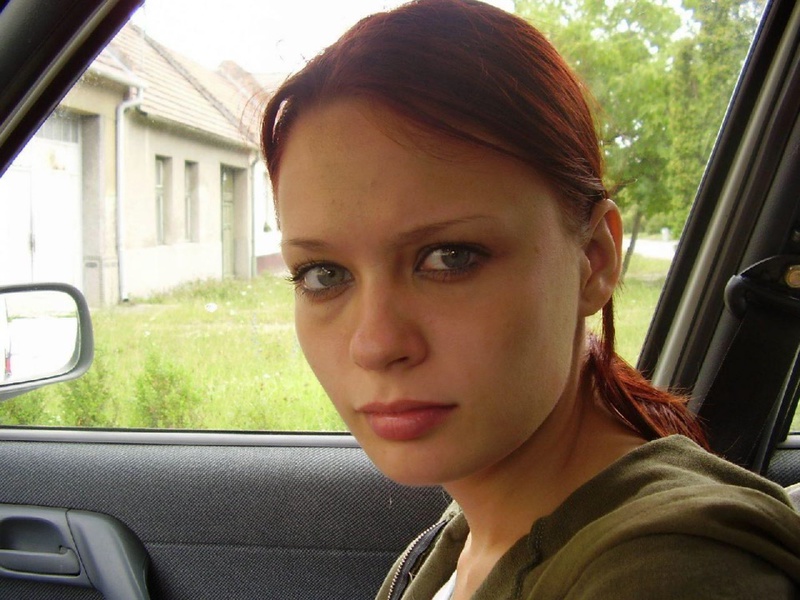 Прожженная дрянь блещет своими аппетитными дырочками 3 фотография Прожженная дрянь блещет своими аппетитными дырочками 3 фотография