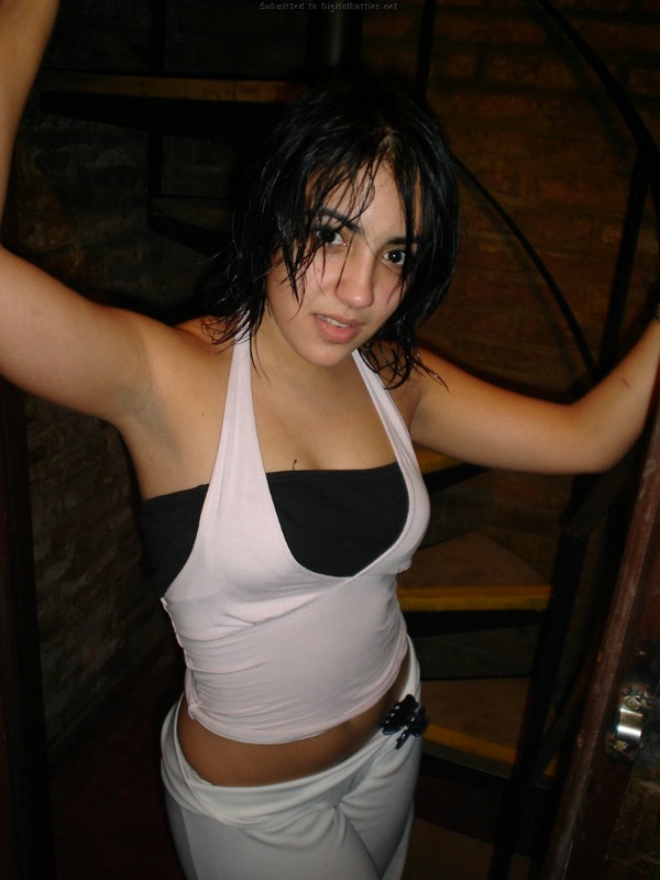 Дерзкие сучки показывают сахарные холмики 11 фотография Дерзкие сучки показывают сахарные холмики 11 фотография