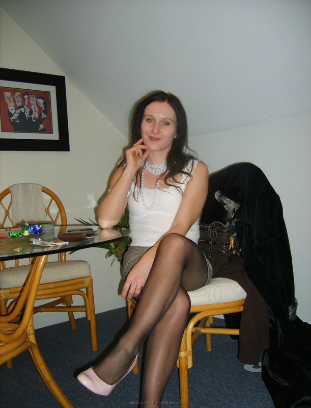 Эффектная давалка подставляет бывалую письку 13 фотография Эффектная давалка подставляет бывалую письку 13 фотография