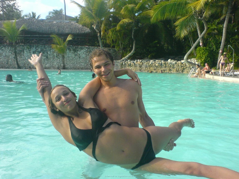 Роскошная стройняшка принимает душ 1 фотография Роскошная стройняшка принимает душ 1 фотография