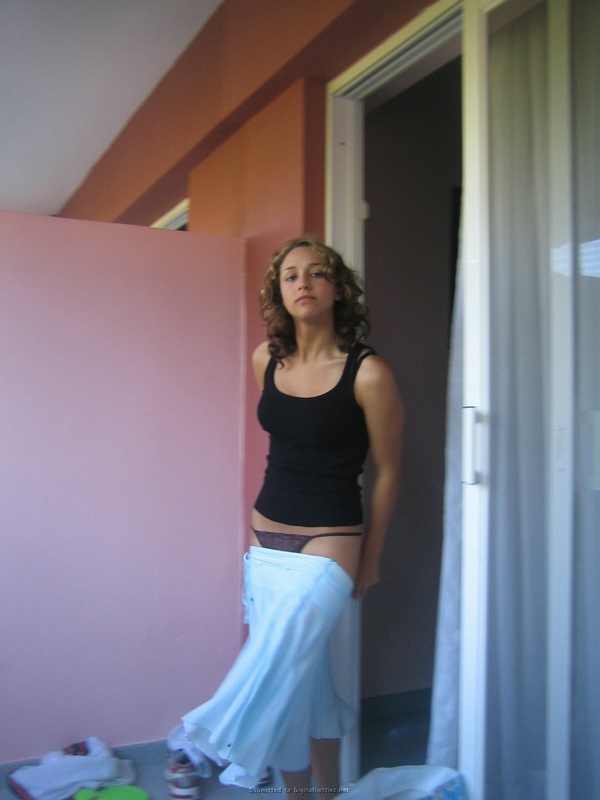 Роскошная стройняшка принимает душ 14 фотография Роскошная стройняшка принимает душ 14 фотография