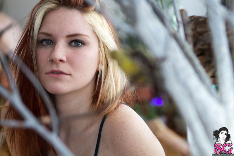 Рыжая искусительница хвастается шикарным телом 18 фотография Рыжая искусительница хвастается шикарным телом 18 фотография