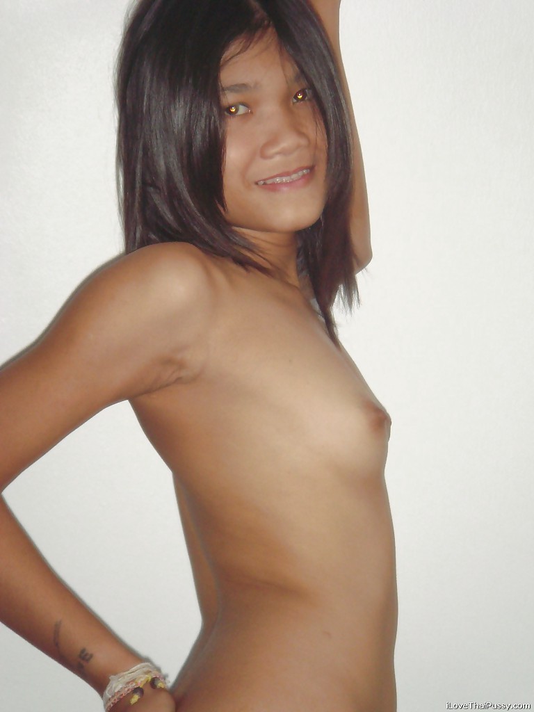 Стройная азиатка показала сочную промежность 7 фотография Стройная азиатка показала сочную промежность 7 фотография