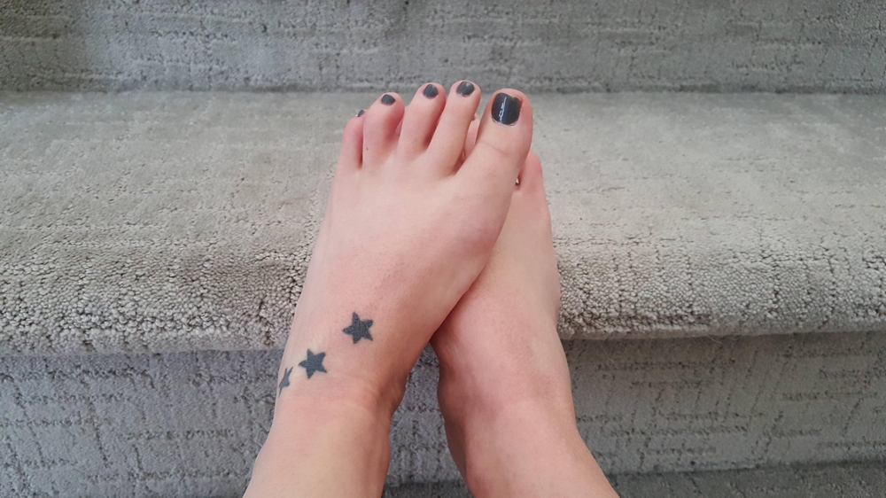 Сексуальные ножки девушек и их худенькие тела голышом 3 фотография Сексуальные ножки девушек и их худенькие тела голышом 3 фотография