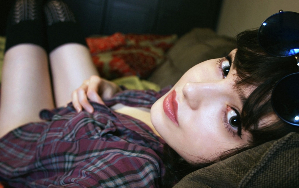 Девушки демонстрируют перед камерой свои сексуальные губки 2 фотография Девушки демонстрируют перед камерой свои сексуальные губки 2 фотография