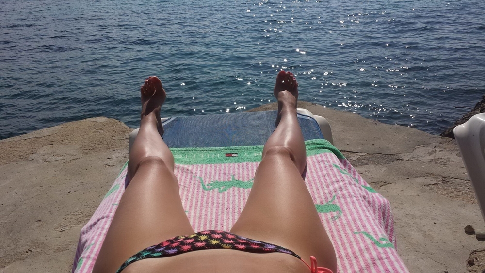 Красивые ножки девушек, вид от первого лица 10 фотография Красивые ножки девушек, вид от первого лица 10 фотография