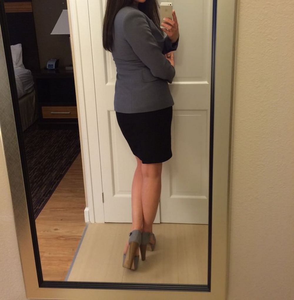 Секретарша сняла деловой костюм и засняла себя в голом виде 2 фотография Секретарша сняла деловой костюм и засняла себя в голом виде 2 фотография