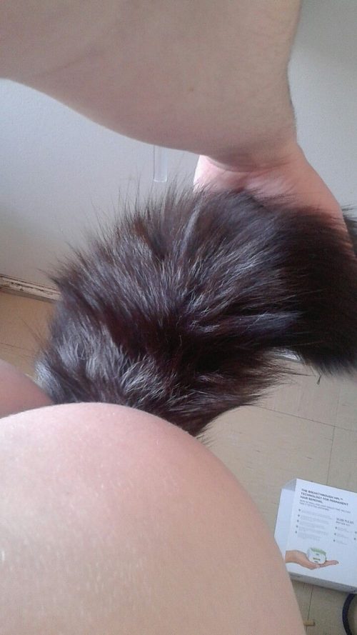 Подборка куколок с анальными пробками с мехом в задницах 2 фотография Подборка куколок с анальными пробками с мехом в задницах 2 фотография