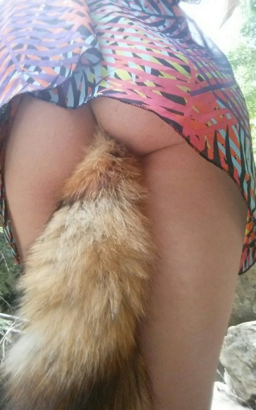 Подборка куколок с анальными пробками с мехом в задницах 13 фотография Подборка куколок с анальными пробками с мехом в задницах 13 фотография