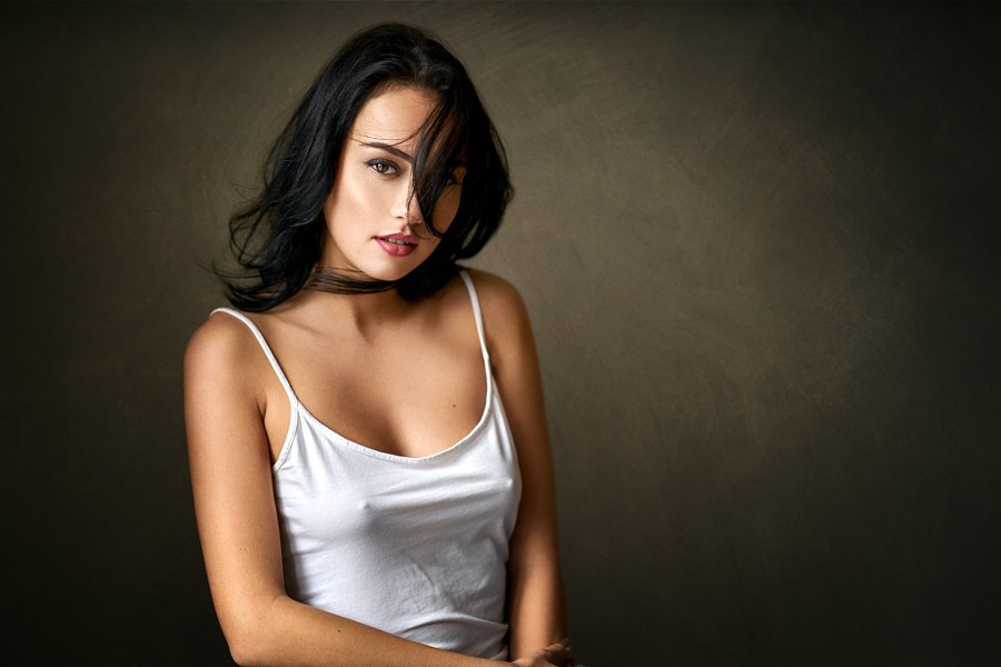 Стройняшки позируют с набухшими сосками 13 фотография Стройняшки позируют с набухшими сосками 13 фотография